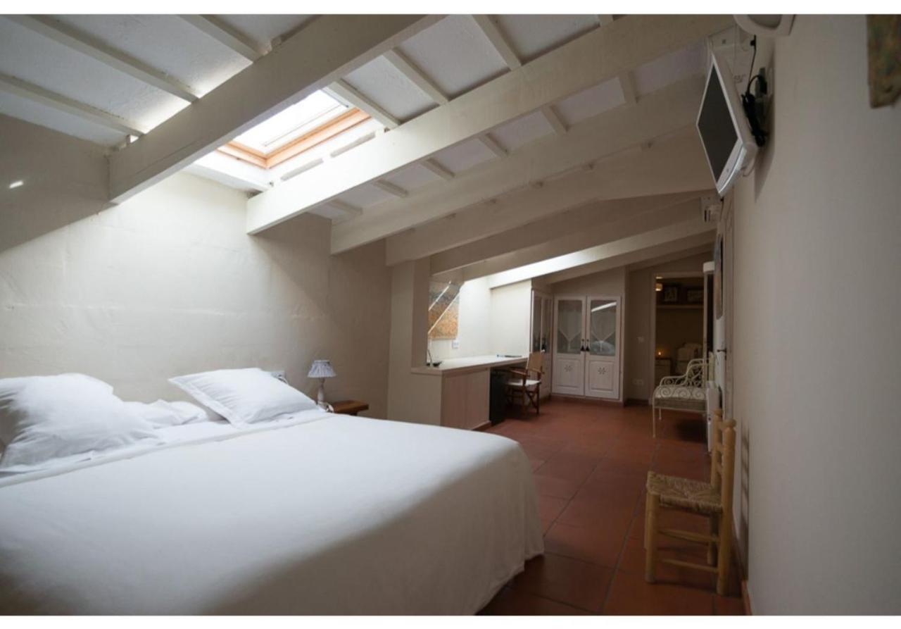 Готель Coliving Add Livitum Сьютаделья Екстер'єр фото